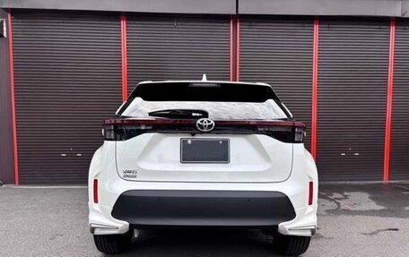 Toyota Yaris Cross, 2022 год, 1 298 000 рублей, 4 фотография