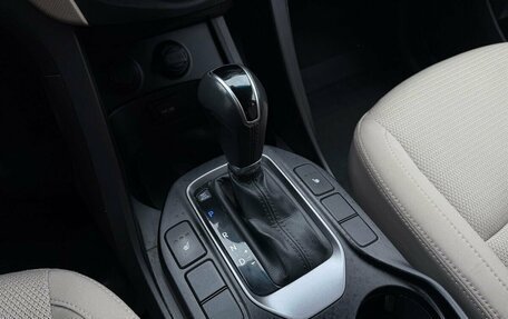 Hyundai Santa Fe III рестайлинг, 2015 год, 1 750 000 рублей, 24 фотография