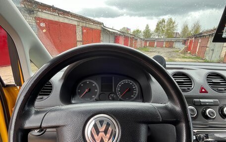 Volkswagen Caddy III рестайлинг, 2005 год, 900 000 рублей, 37 фотография