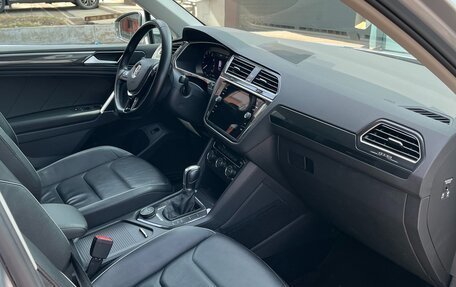 Volkswagen Tiguan II, 2018 год, 3 000 000 рублей, 7 фотография