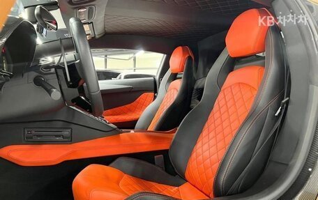 Lamborghini Aventador I рестайлинг, 2019 год, 32 000 000 рублей, 7 фотография