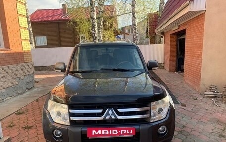 Mitsubishi Pajero IV, 2008 год, 1 499 000 рублей, 2 фотография