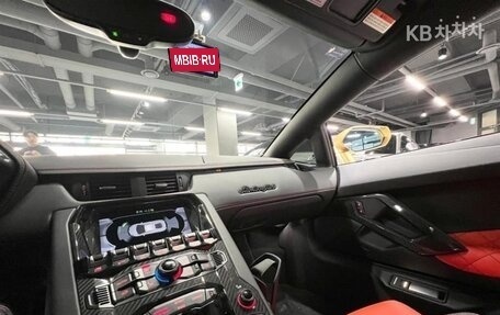 Lamborghini Aventador I рестайлинг, 2019 год, 32 000 000 рублей, 13 фотография
