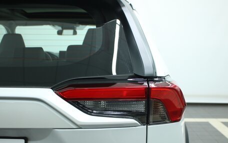 Toyota Harrier, 2025 год, 4 750 000 рублей, 19 фотография