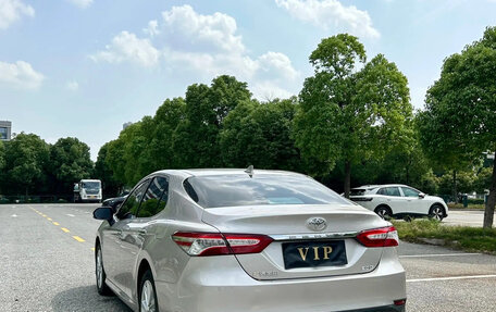 Toyota Camry, 2022 год, 2 311 000 рублей, 2 фотография