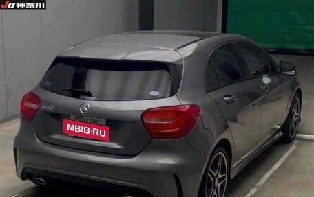 Mercedes-Benz A-Класс, 2013 год, 960 000 рублей, 4 фотография