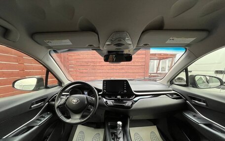 Toyota C-HR I рестайлинг, 2021 год, 2 190 000 рублей, 9 фотография
