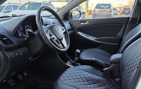 Hyundai Solaris II рестайлинг, 2012 год, 635 000 рублей, 9 фотография