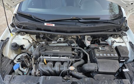 Hyundai Solaris II рестайлинг, 2012 год, 635 000 рублей, 13 фотография