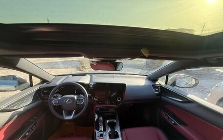 Lexus NX, 2022 год, 4 090 100 рублей, 13 фотография