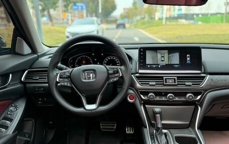 Honda Accord IX рестайлинг, 2022 год, 1 825 000 рублей, 8 фотография