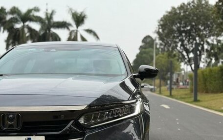 Honda Accord IX рестайлинг, 2022 год, 1 825 000 рублей, 2 фотография