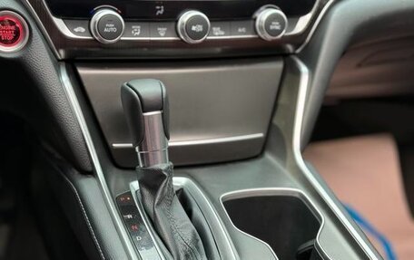 Honda Accord IX рестайлинг, 2022 год, 1 825 000 рублей, 11 фотография