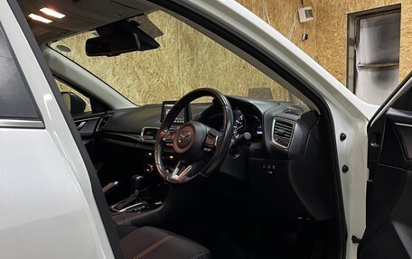 Mazda Axela, 2017 год, 1 800 000 рублей, 7 фотография