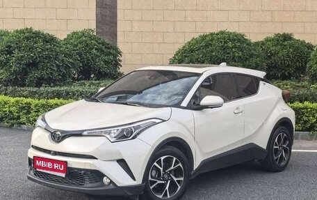 Toyota C-HR I рестайлинг, 2020 год, 1 899 500 рублей, 1 фотография