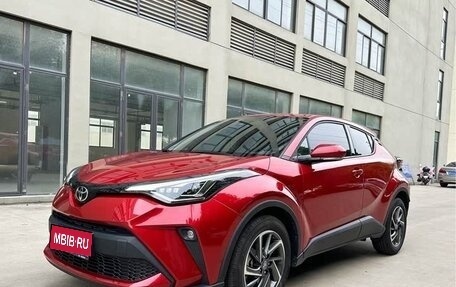Toyota C-HR I рестайлинг, 2021 год, 1 850 000 рублей, 1 фотография