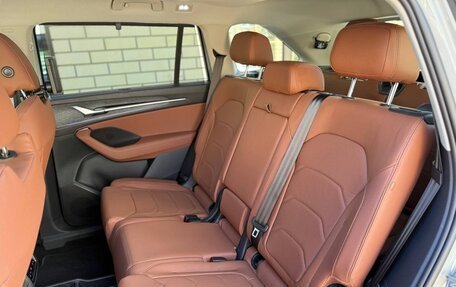 Skoda Kodiaq, 2025 год, 5 199 900 рублей, 36 фотография