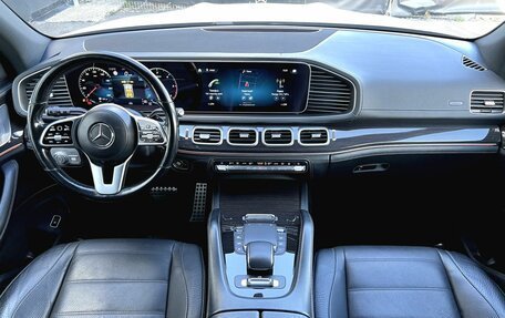 Mercedes-Benz GLS, 2021 год, 10 890 000 рублей, 38 фотография