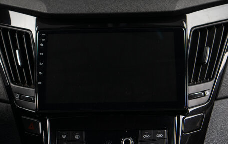 Hyundai Sonata VI, 2011 год, 1 149 000 рублей, 13 фотография
