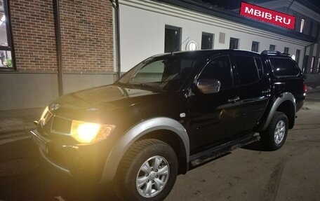 Mitsubishi L200 IV рестайлинг, 2011 год, 1 329 999 рублей, 8 фотография