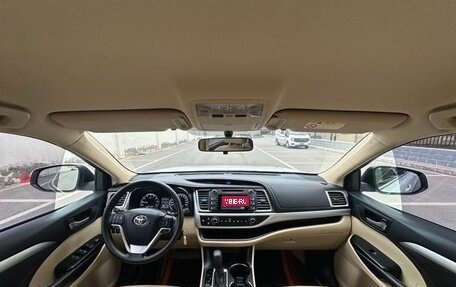 Toyota Highlander III, 2021 год, 2 600 443 рублей, 13 фотография