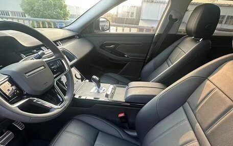 Land Rover Range Rover Evoque II, 2021 год, 2 430 100 рублей, 6 фотография