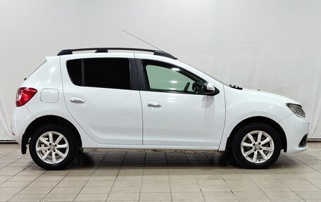 Renault Sandero II рестайлинг, 2014 год, 650 000 рублей, 4 фотография