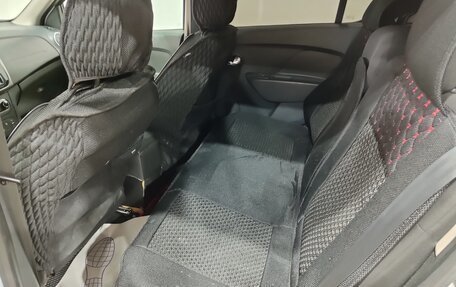 Renault Sandero II рестайлинг, 2014 год, 650 000 рублей, 18 фотография