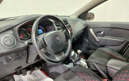 Renault Sandero II рестайлинг, 2014 год, 650 000 рублей, 17 фотография