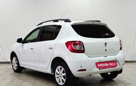 Renault Sandero II рестайлинг, 2014 год, 650 000 рублей, 7 фотография