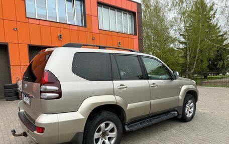 Toyota Land Cruiser Prado 120 рестайлинг, 2003 год, 1 500 000 рублей, 3 фотография
