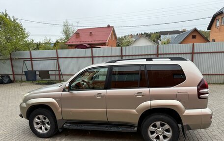 Toyota Land Cruiser Prado 120 рестайлинг, 2003 год, 1 500 000 рублей, 11 фотография