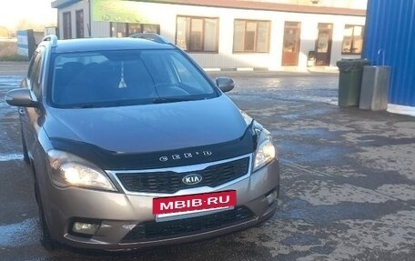 KIA cee'd I рестайлинг, 2010 год, 600 000 рублей, 2 фотография