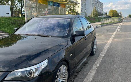 BMW 5 серия, 2004 год, 1 800 000 рублей, 13 фотография