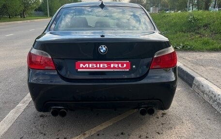 BMW 5 серия, 2004 год, 1 800 000 рублей, 17 фотография