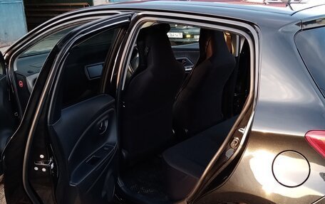 Toyota Vitz, 2015 год, 950 000 рублей, 7 фотография