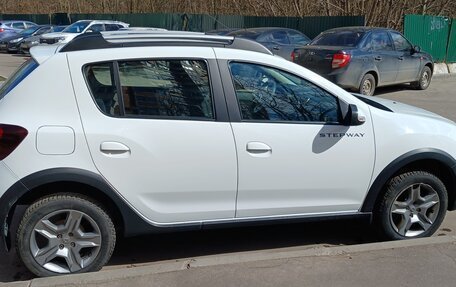Renault Sandero II рестайлинг, 2021 год, 1 031 000 рублей, 3 фотография