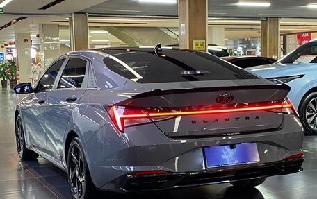 Hyundai Elantra, 2022 год, 1 065 100 рублей, 4 фотография