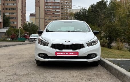 KIA cee'd III, 2015 год, 1 100 000 рублей, 3 фотография