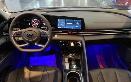Hyundai Elantra, 2022 год, 1 065 100 рублей, 9 фотография