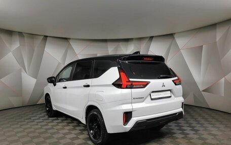 Mitsubishi Xpander, 2023 год, 2 375 000 рублей, 4 фотография