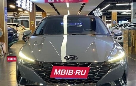 Hyundai Elantra, 2022 год, 1 065 100 рублей, 3 фотография