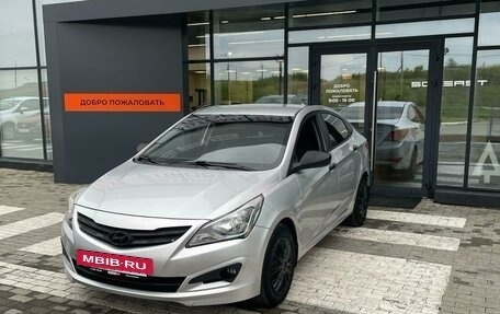 Hyundai Solaris II рестайлинг, 2015 год, 870 000 рублей, 6 фотография