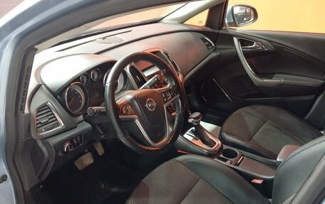 Opel Astra J, 2011 год, 635 250 рублей, 11 фотография