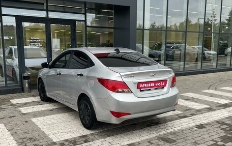 Hyundai Solaris II рестайлинг, 2015 год, 870 000 рублей, 17 фотография