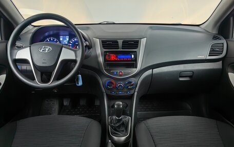Hyundai Solaris II рестайлинг, 2016 год, 939 000 рублей, 6 фотография