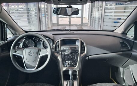 Opel Astra J, 2013 год, 767 000 рублей, 14 фотография