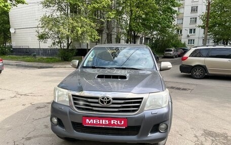 Toyota Hilux VII, 2012 год, 2 200 000 рублей, 1 фотография