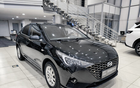 Hyundai Solaris II рестайлинг, 2020 год, 1 299 000 рублей, 3 фотография