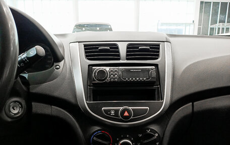 Hyundai Solaris II рестайлинг, 2014 год, 910 000 рублей, 15 фотография